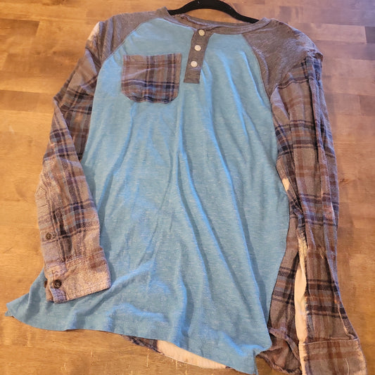 Medium Flannel Flip